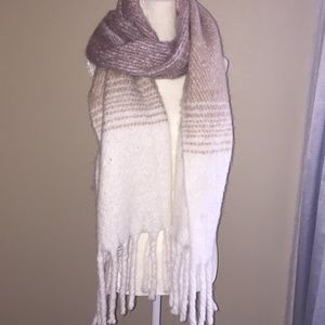 NWT Lauren Conrad scarf